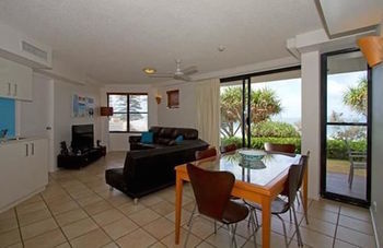 Beach Retreat Coolum - Accommodation Broome 43