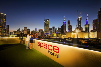 Space Hotel - Hostel/Backpacker - Accommodation Broome 25