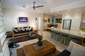 Noosa Riviera - Accommodation Broome 5