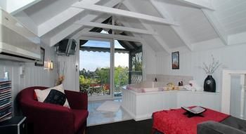 Annie Roe's Luxury Bed & Breakfast - Accommodation Broome 26