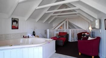 Annie Roe's Luxury Bed & Breakfast - Accommodation Broome 28