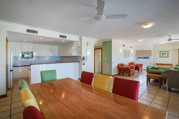 Coolum Seaside - Accommodation Broome 11