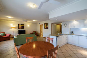 Coolum Seaside - Accommodation Broome 34