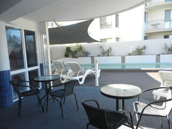 Beachside Resort - Kawana Waters - Accommodation Broome 55