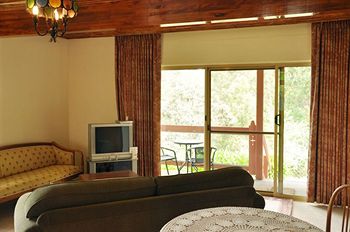 A Camelot Tower & Penthouse - Accommodation Broome 10