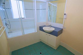 Twin Quays Noosa Resort - Accommodation Broome 20