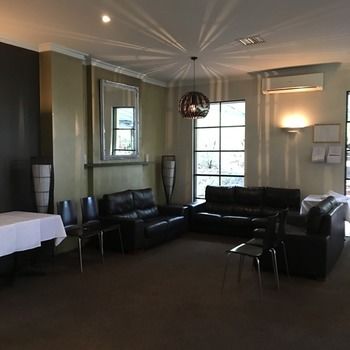 Eltham Gateway Hotel - Accommodation Broome 37