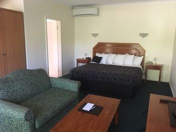 Eltham Gateway Hotel - Accommodation Broome 55