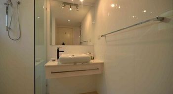 Saks On Hastings - Accommodation Broome 7