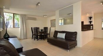 Saks On Hastings - Accommodation Broome 17