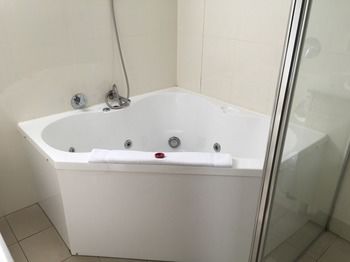 Copacabana Shores - Accommodation Broome 18