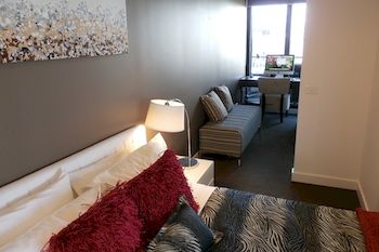 Aura On Flinders Serviced Apartments - Accommodation Broome 4