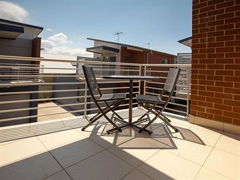 Everton Apartments - Accommodation Broome 0