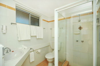 Comfort Inn Redleaf Resort - Accommodation Broome 46