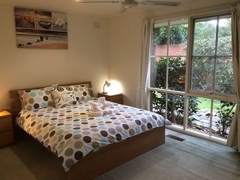 Australian Home Away Doncaster Elgar 2 - Accommodation Broome 4