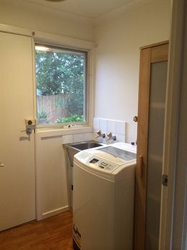 Australian Home Away Doncaster Elgar 2 - Accommodation Broome 5