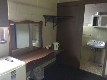 Golfview Hotel - Accommodation Broome 2