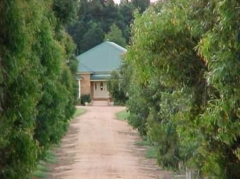 Pericoe Retreat Bed & Breakfast - Accommodation Broome 1