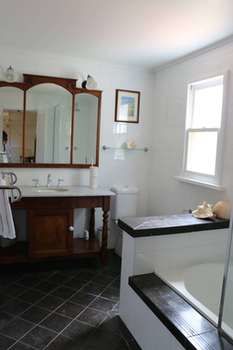 Maison De May Boutique Bed &breakfast - Accommodation Broome 0