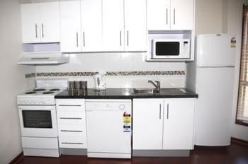 Central Serviced Apartments - Accommodation Broome 0