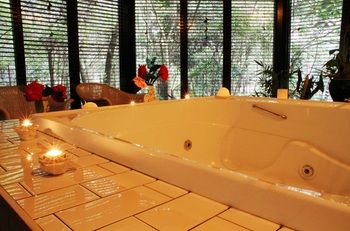Merrow Cottages - Accommodation Broome 13