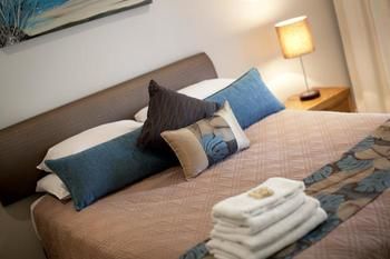 Papillon Coolum - Accommodation Broome 1