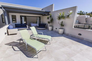 Papillon Coolum - Accommodation Broome 12