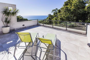 Papillon Coolum - Accommodation Broome 26