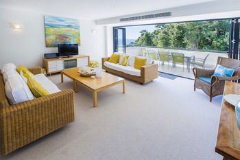Papillon Coolum - Accommodation Broome 34