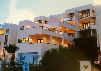 Papillon Coolum - Accommodation Broome 47