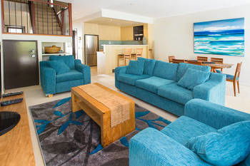 Papillon Coolum - Accommodation Broome 58