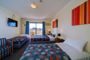 Sands Hotel, Maroubra - Accommodation Broome 27