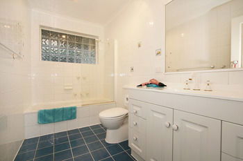 Roseland Holiday House - Accommodation Broome 1