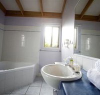 Budgewoi Holiday Park - Accommodation Broome