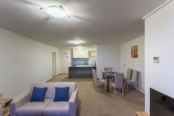 StayIcon Serviced Apartments - Accommodation Broome 23