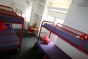 Zing Backpackers - Accommodation Broome 4