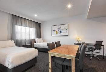 Best Western Plus Lake Kawana Hotel - Accommodation Broome 30