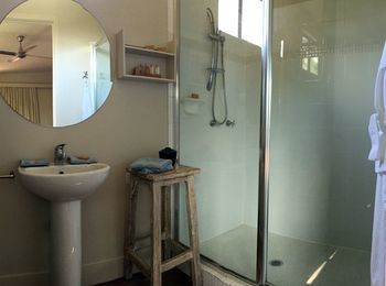 Phoenix Eumundi Bed & Breakfast - Accommodation Broome 5