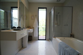 Phoenix Eumundi Bed & Breakfast - Accommodation Broome 6