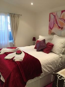Sydney Executive Garden Villa - Accommodation Broome 15