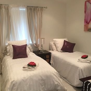 Sydney Executive Garden Villa - Accommodation Broome 23
