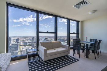 StayIcon Serviced Apartment On Collins - Accommodation Broome 1