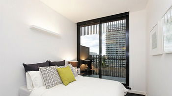 St Kilda Views - Accommodation Broome 3