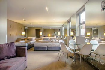 Comfy Kew Apartments - Accommodation Broome 8