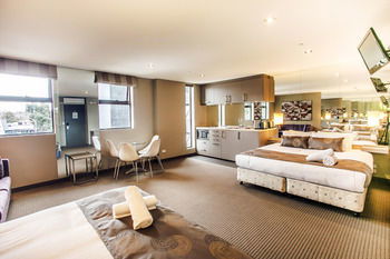 Comfy Kew Apartments - Accommodation Broome 9