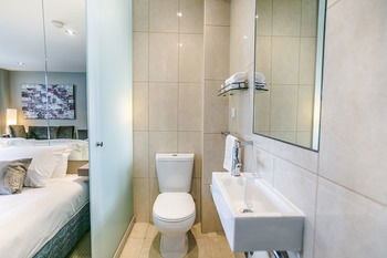Comfy Kew Apartments - Accommodation Broome 10