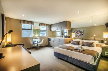 Comfy Kew Apartments - Accommodation Broome 12