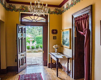 Segenhoe Inn Historic Bed & Breakfast - Accommodation Broome 1