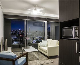 M&A Apartments - Accommodation Broome 2