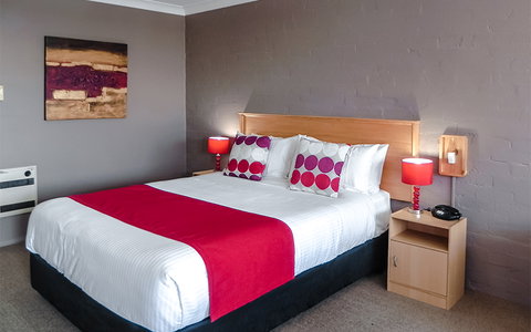 BEST WESTERN Balan Village Motel Nowra - Accommodation Broome 0